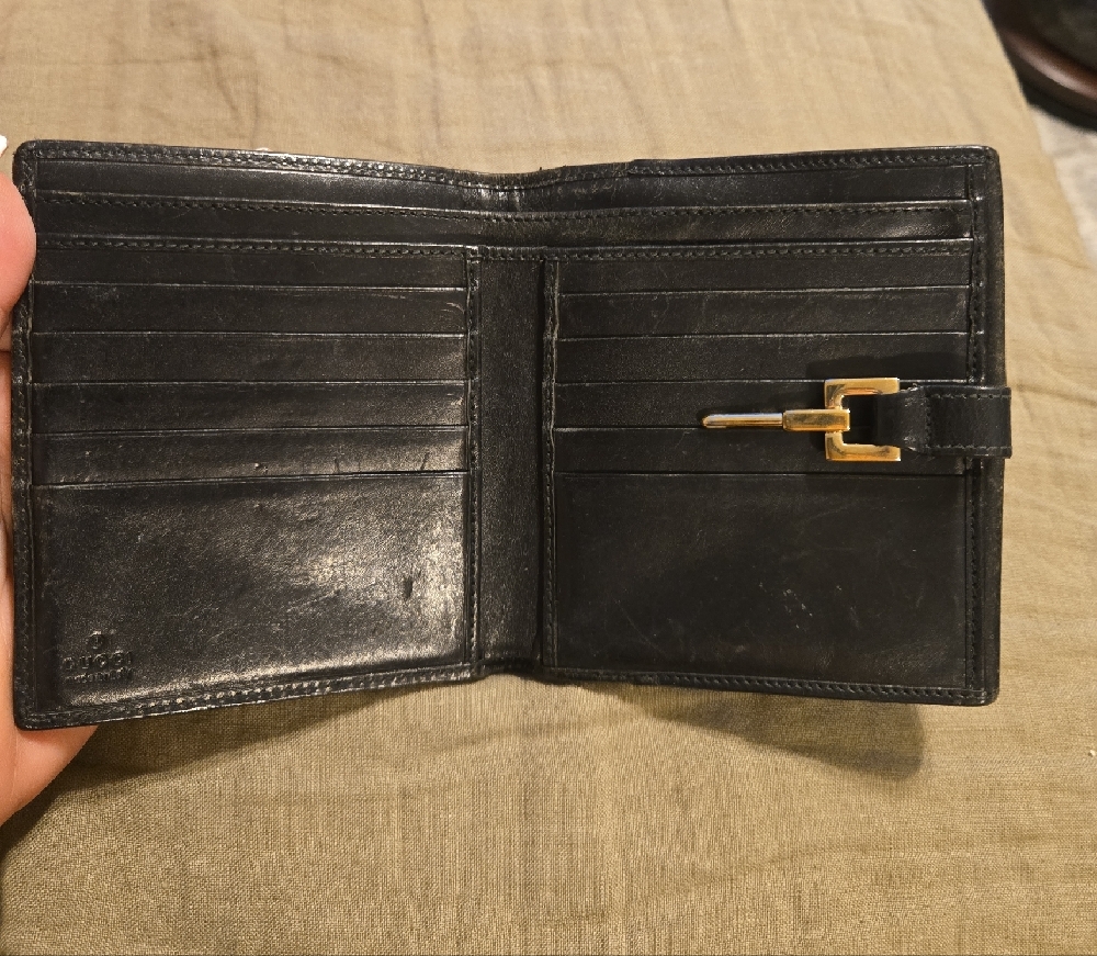 Gucci Beige and Black Monogram Wallet with Gold Hardware - Picture 3 of 4